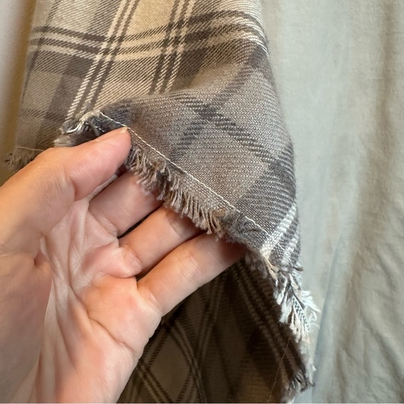 Dodge Challenger poncho pink car gray flannel plaid raw hem one size open sides - Picture 3 of 6